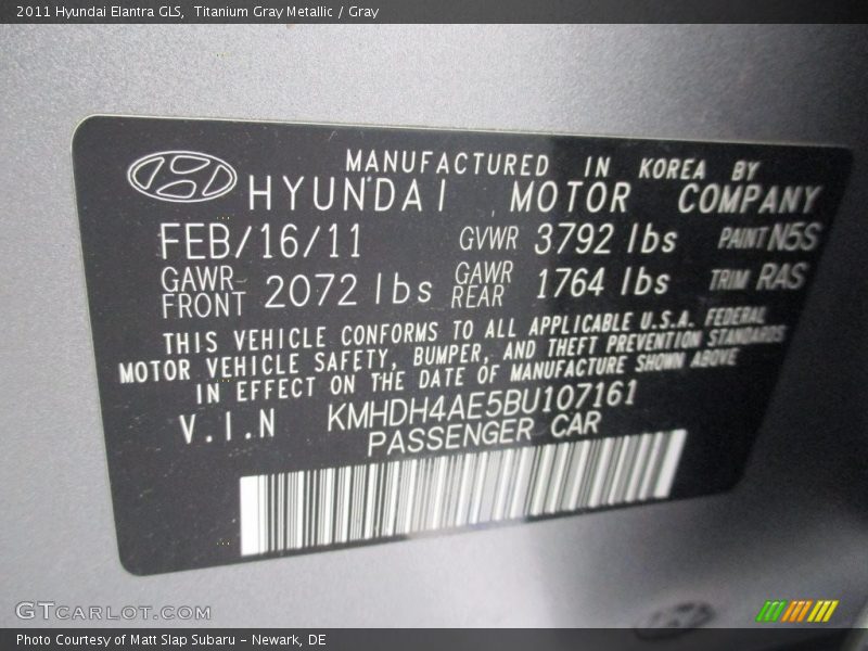 Titanium Gray Metallic / Gray 2011 Hyundai Elantra GLS