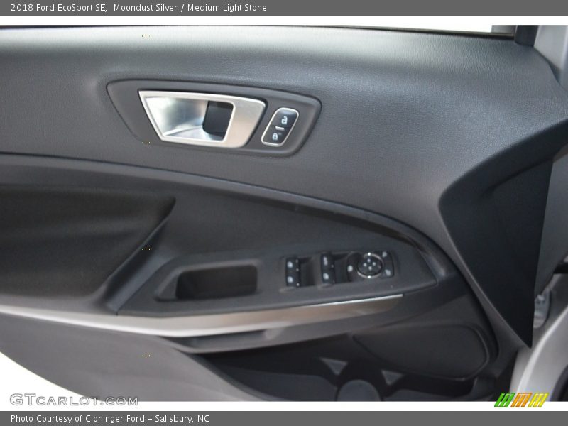 Moondust Silver / Medium Light Stone 2018 Ford EcoSport SE