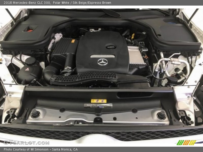 Polar White / Silk Beige/Espresso Brown 2018 Mercedes-Benz GLC 300