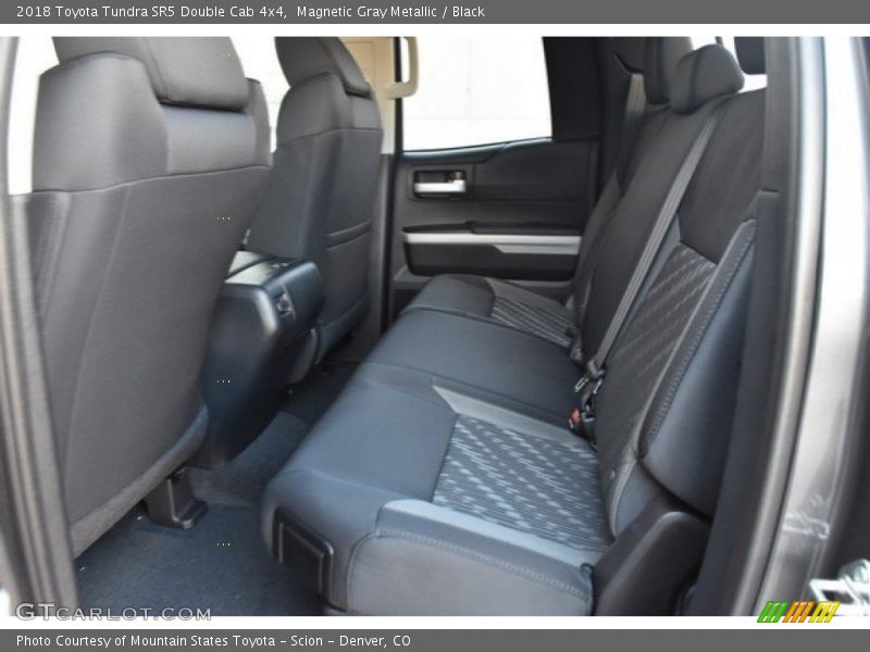 Magnetic Gray Metallic / Black 2018 Toyota Tundra SR5 Double Cab 4x4