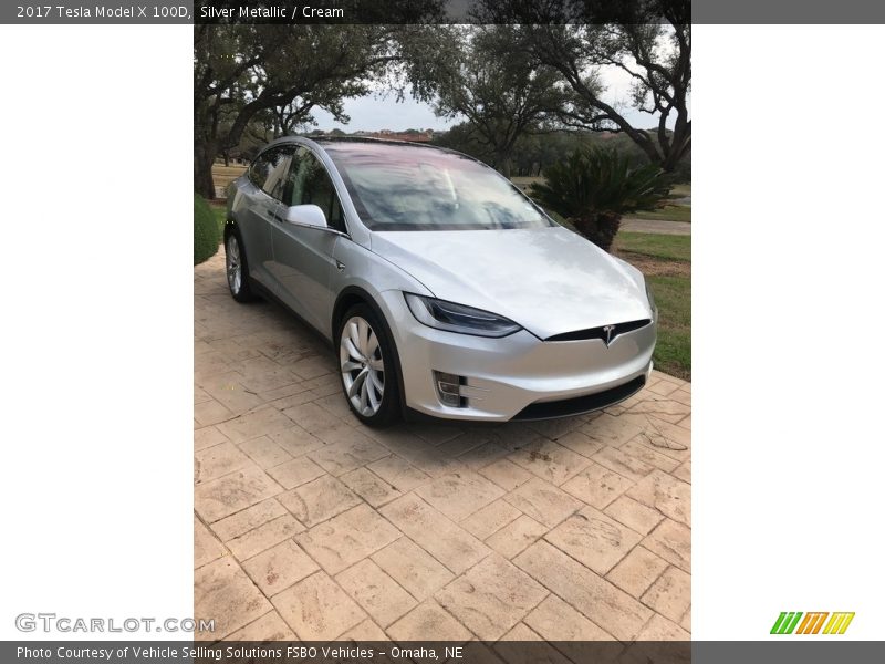 Front 3/4 View of 2017 Model X 100D