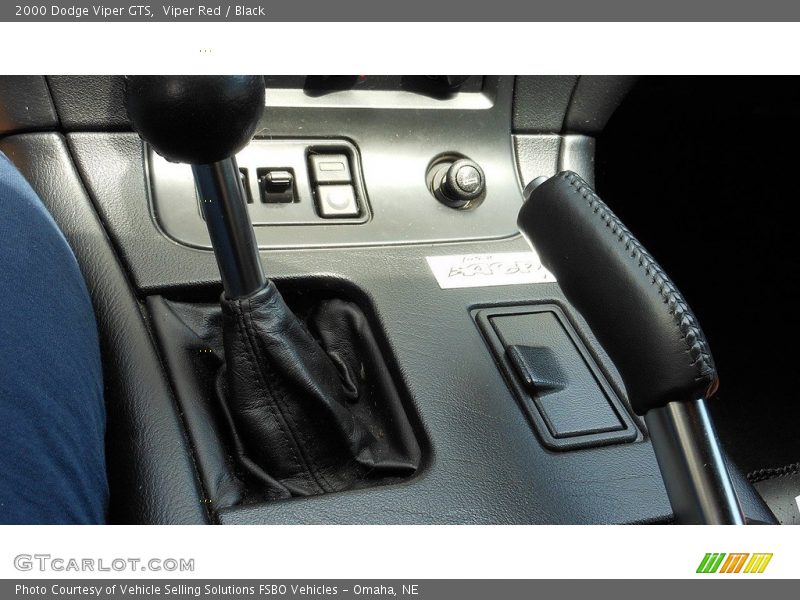 Viper Red / Black 2000 Dodge Viper GTS