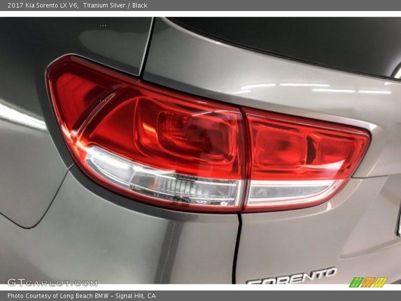 Titanium Silver / Black 2017 Kia Sorento LX V6