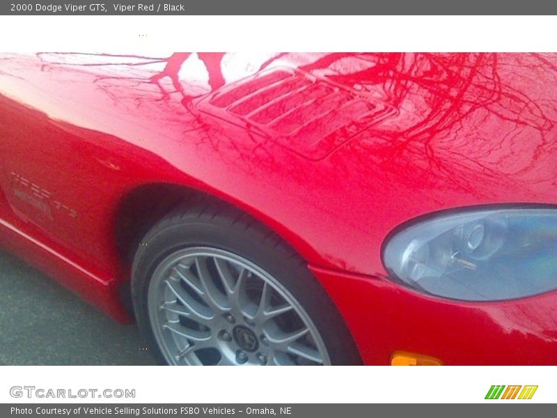 Viper Red / Black 2000 Dodge Viper GTS