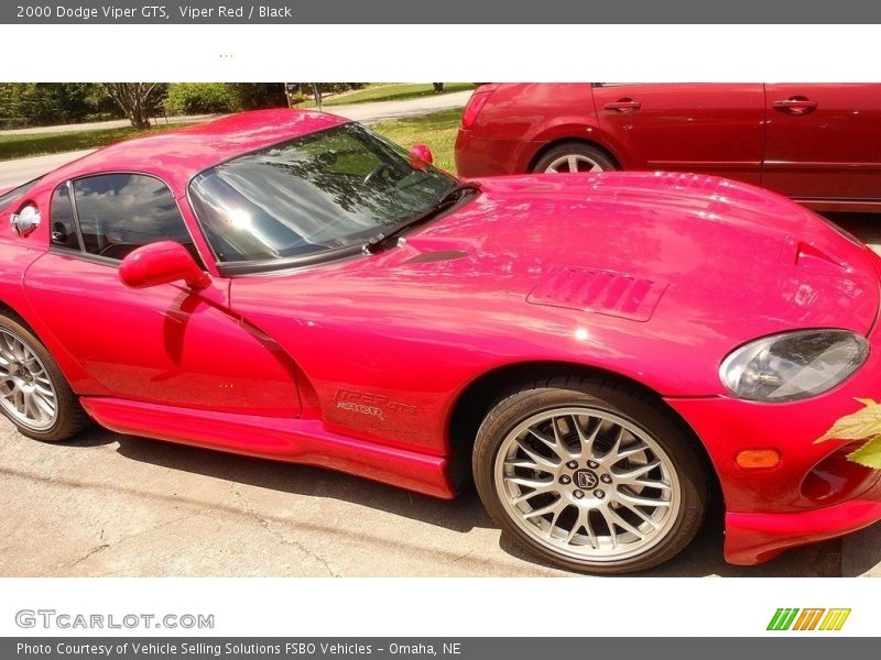 Viper Red / Black 2000 Dodge Viper GTS