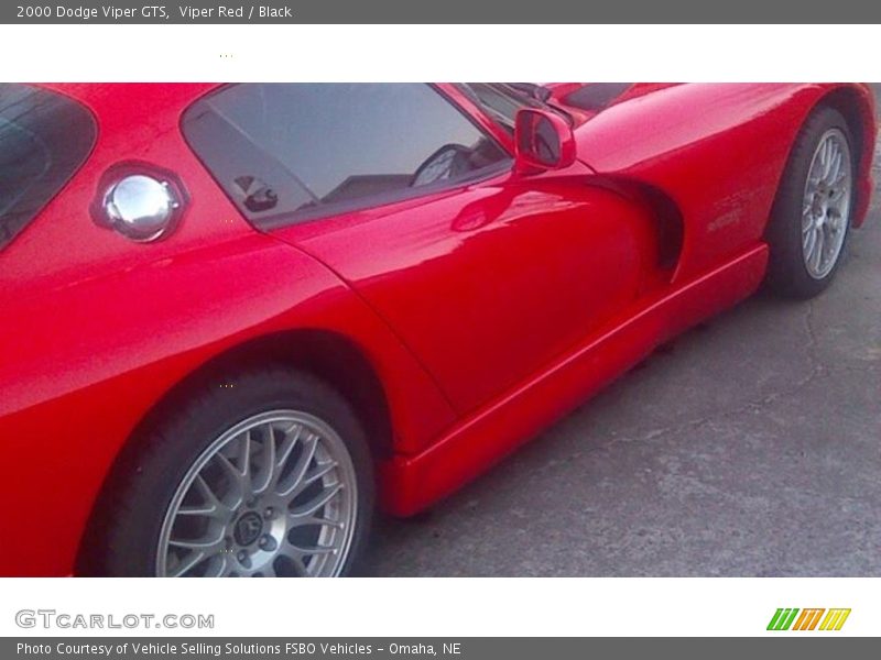Viper Red / Black 2000 Dodge Viper GTS