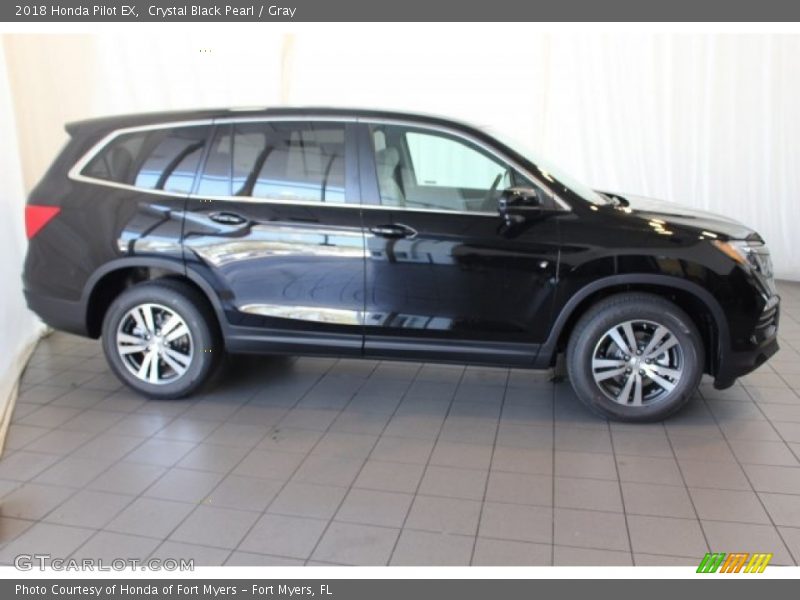 Crystal Black Pearl / Gray 2018 Honda Pilot EX