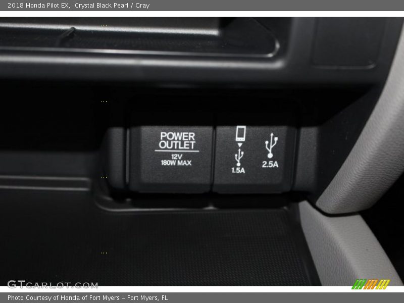Crystal Black Pearl / Gray 2018 Honda Pilot EX