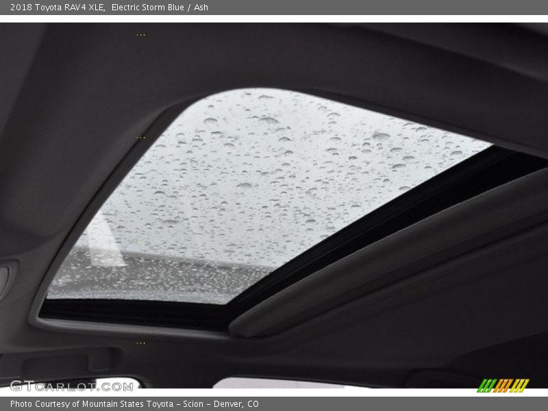 Electric Storm Blue / Ash 2018 Toyota RAV4 XLE