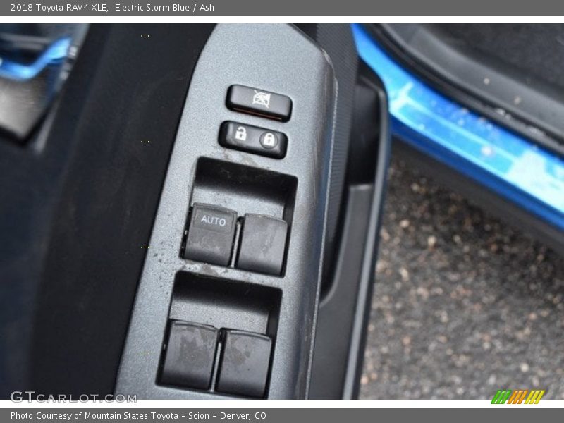 Electric Storm Blue / Ash 2018 Toyota RAV4 XLE