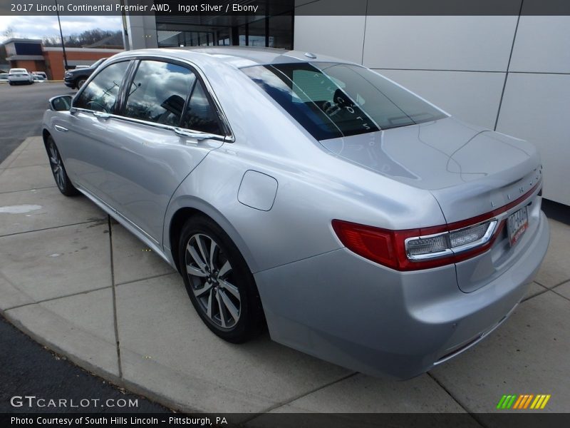 Ingot Silver / Ebony 2017 Lincoln Continental Premier AWD