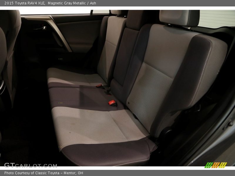 Magnetic Gray Metallic / Ash 2015 Toyota RAV4 XLE