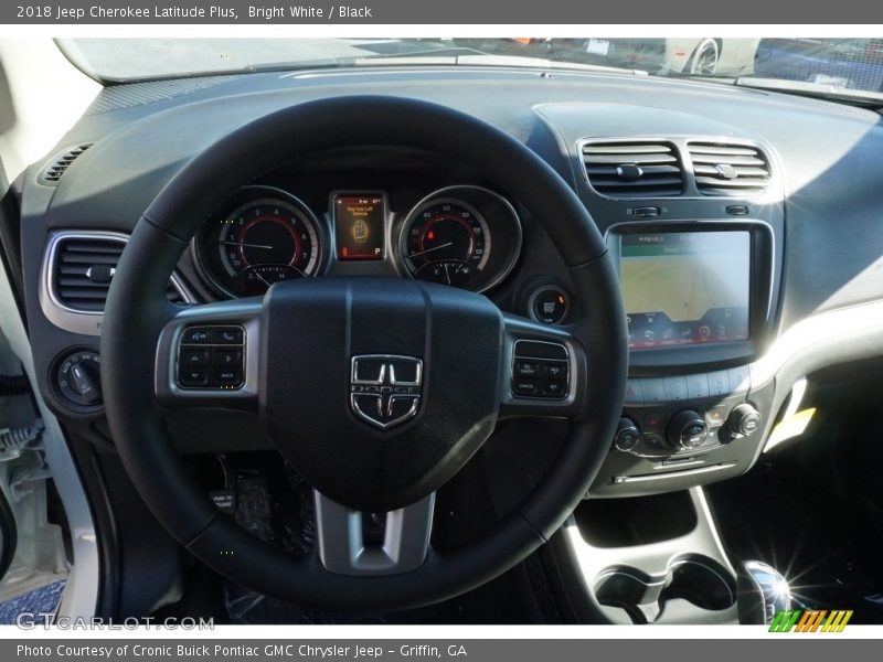 Bright White / Black 2018 Jeep Cherokee Latitude Plus