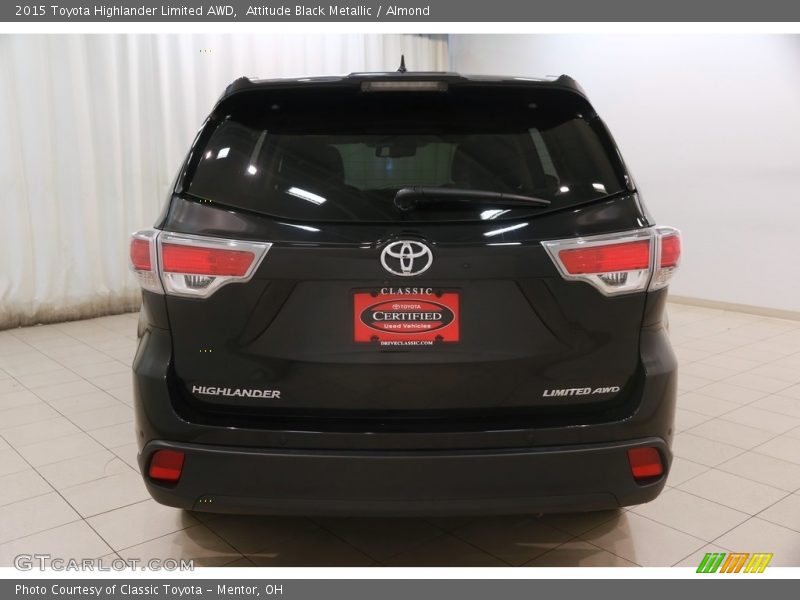 Attitude Black Metallic / Almond 2015 Toyota Highlander Limited AWD