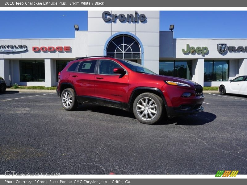 Bright White / Black 2018 Jeep Cherokee Latitude Plus