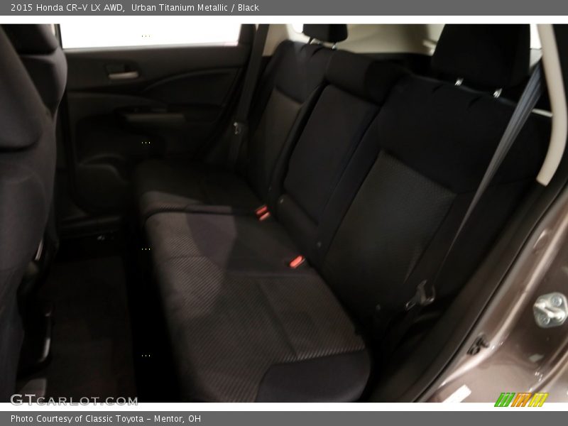 Urban Titanium Metallic / Black 2015 Honda CR-V LX AWD