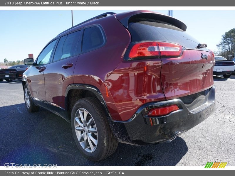 Bright White / Black 2018 Jeep Cherokee Latitude Plus