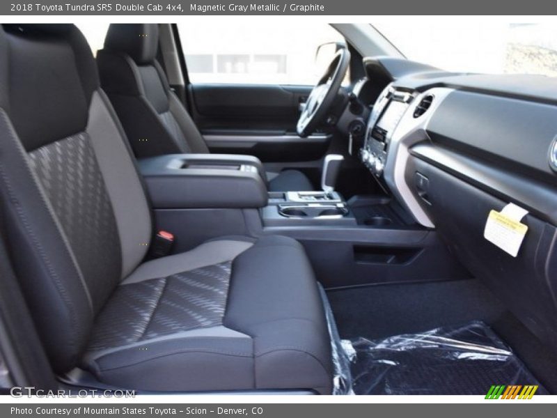 Magnetic Gray Metallic / Graphite 2018 Toyota Tundra SR5 Double Cab 4x4