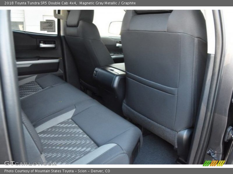 Magnetic Gray Metallic / Graphite 2018 Toyota Tundra SR5 Double Cab 4x4