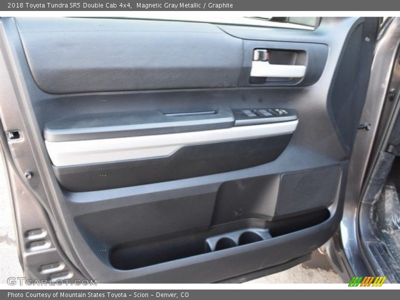 Magnetic Gray Metallic / Graphite 2018 Toyota Tundra SR5 Double Cab 4x4