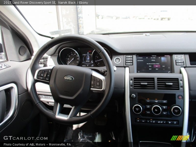 Narvik Black / Ebony 2017 Land Rover Discovery Sport SE
