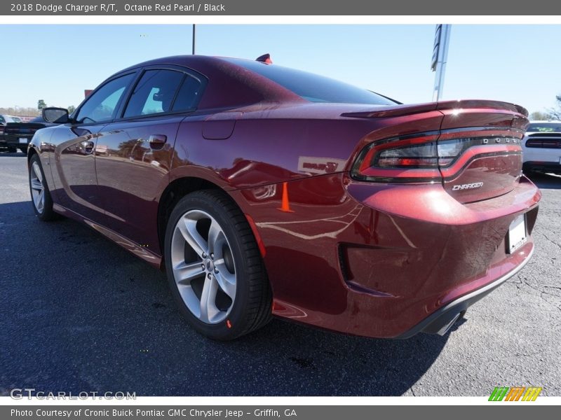 Octane Red Pearl / Black 2018 Dodge Charger R/T
