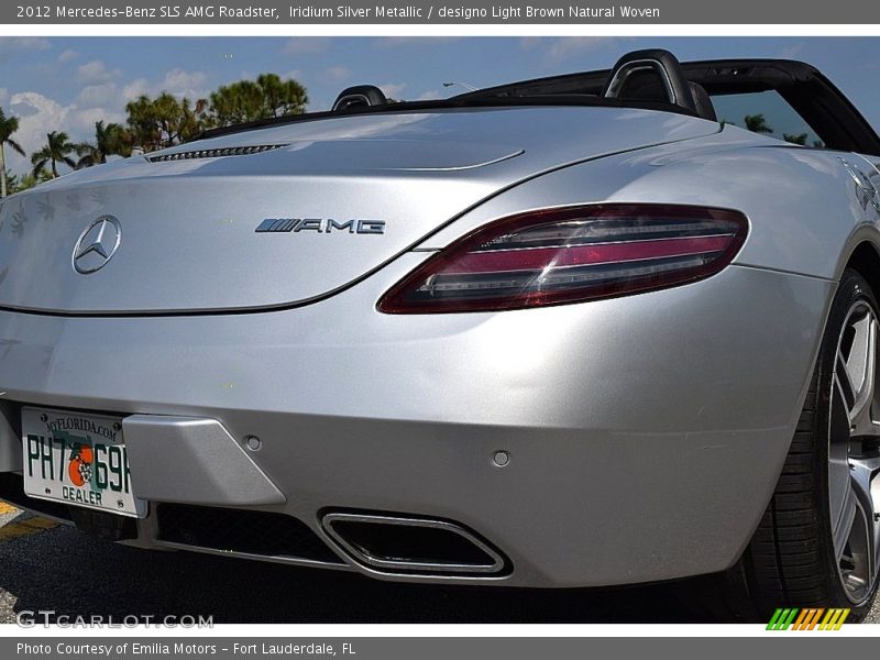 Iridium Silver Metallic / designo Light Brown Natural Woven 2012 Mercedes-Benz SLS AMG Roadster