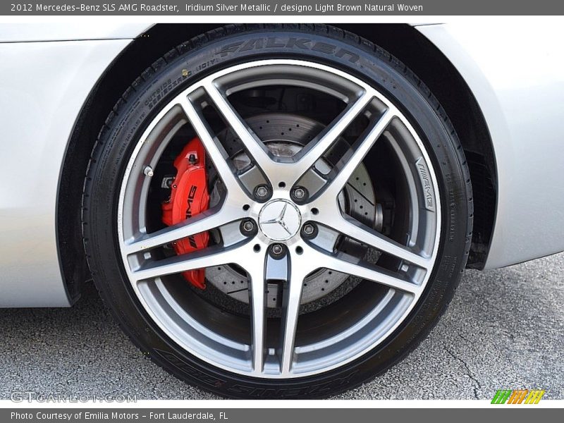 Iridium Silver Metallic / designo Light Brown Natural Woven 2012 Mercedes-Benz SLS AMG Roadster