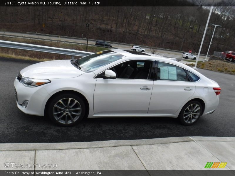 Blizzard Pearl / Black 2015 Toyota Avalon XLE Touring