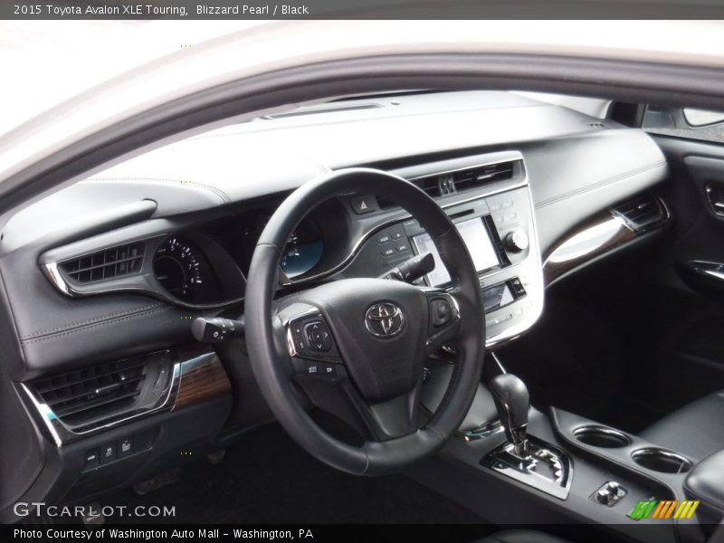 Blizzard Pearl / Black 2015 Toyota Avalon XLE Touring