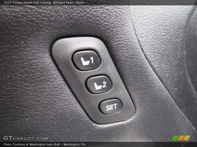 Blizzard Pearl / Black 2015 Toyota Avalon XLE Touring