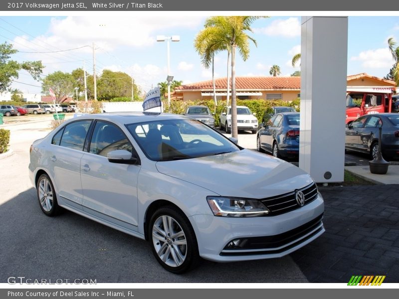 White Silver / Titan Black 2017 Volkswagen Jetta SEL