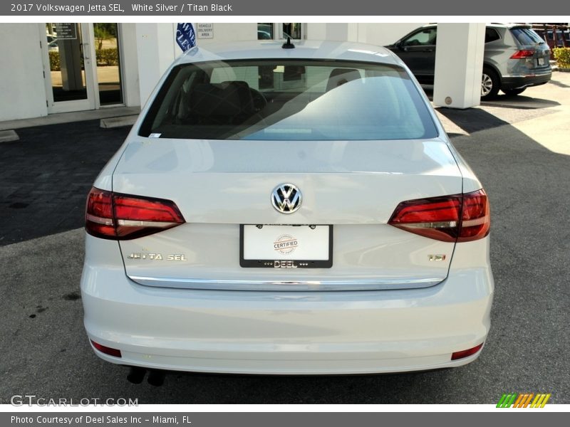 White Silver / Titan Black 2017 Volkswagen Jetta SEL