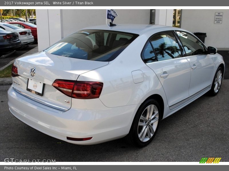 White Silver / Titan Black 2017 Volkswagen Jetta SEL