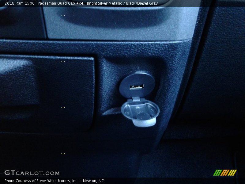 Bright Silver Metallic / Black/Diesel Gray 2018 Ram 1500 Tradesman Quad Cab 4x4