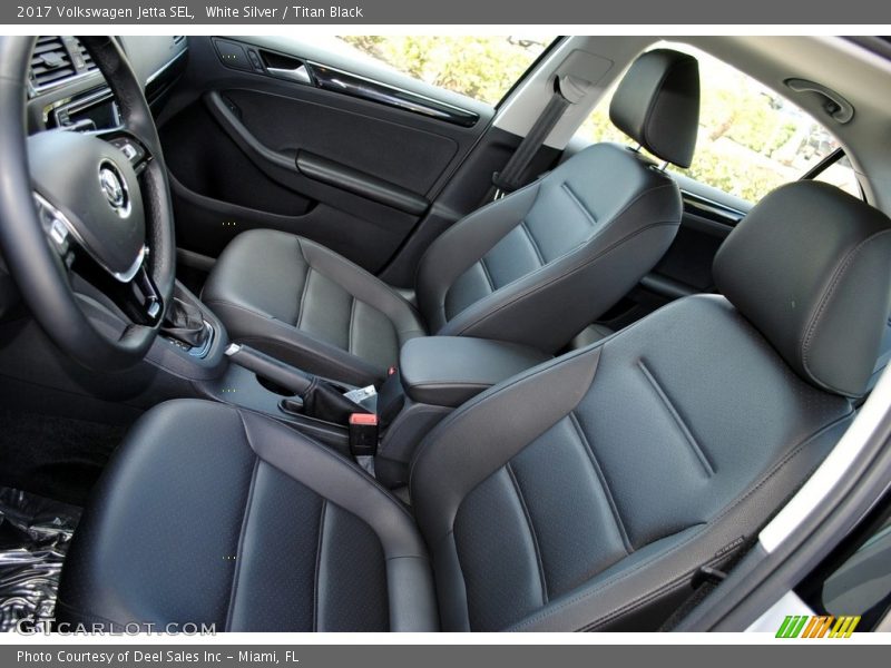 White Silver / Titan Black 2017 Volkswagen Jetta SEL