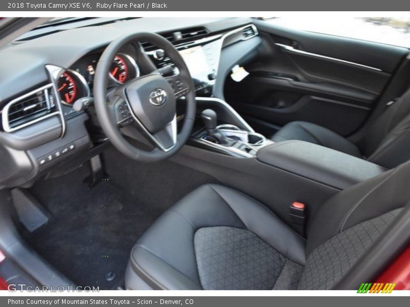 Ruby Flare Pearl / Black 2018 Toyota Camry XSE V6