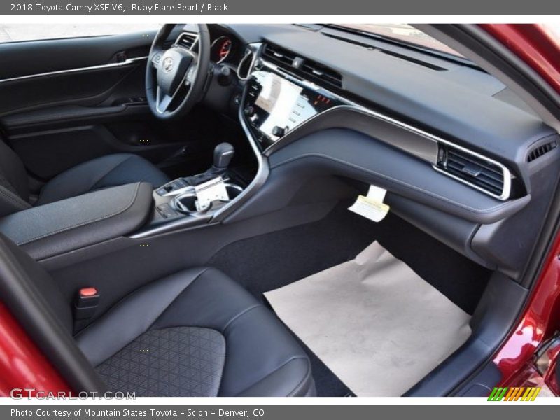 Ruby Flare Pearl / Black 2018 Toyota Camry XSE V6