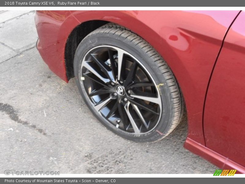 Ruby Flare Pearl / Black 2018 Toyota Camry XSE V6