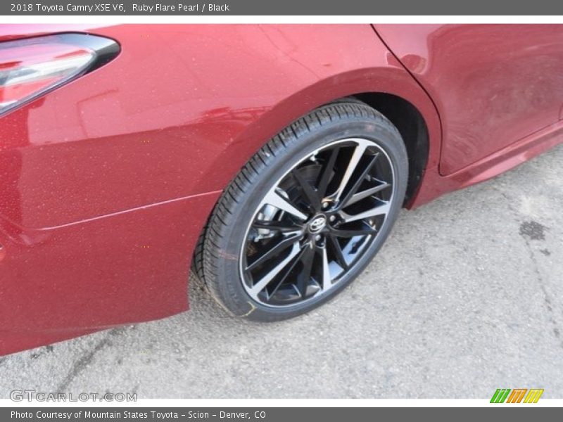 Ruby Flare Pearl / Black 2018 Toyota Camry XSE V6