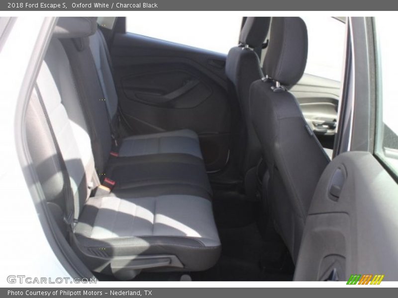 Oxford White / Charcoal Black 2018 Ford Escape S