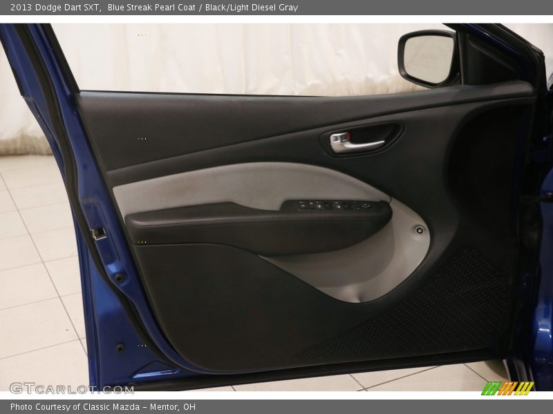Blue Streak Pearl Coat / Black/Light Diesel Gray 2013 Dodge Dart SXT