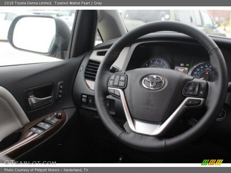 Toasted Walnut Pearl / Gray 2018 Toyota Sienna Limited