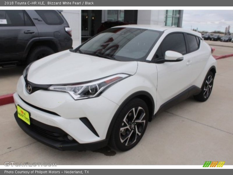Blizzard White Pearl / Black 2018 Toyota C-HR XLE