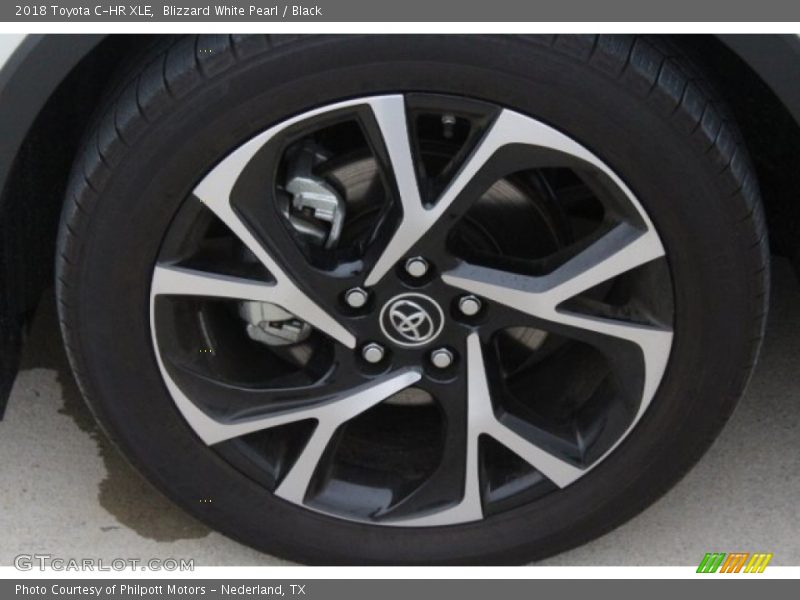 Blizzard White Pearl / Black 2018 Toyota C-HR XLE