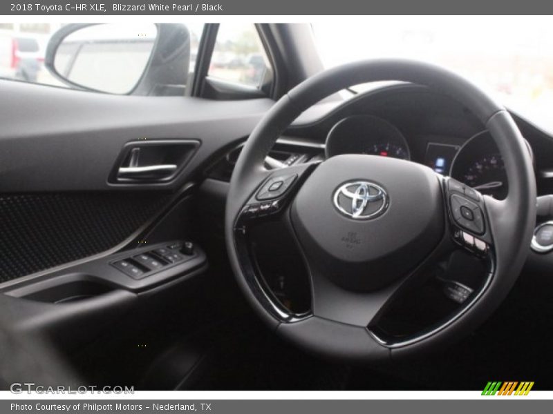 Blizzard White Pearl / Black 2018 Toyota C-HR XLE