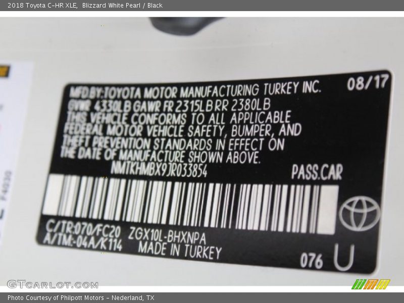 Blizzard White Pearl / Black 2018 Toyota C-HR XLE