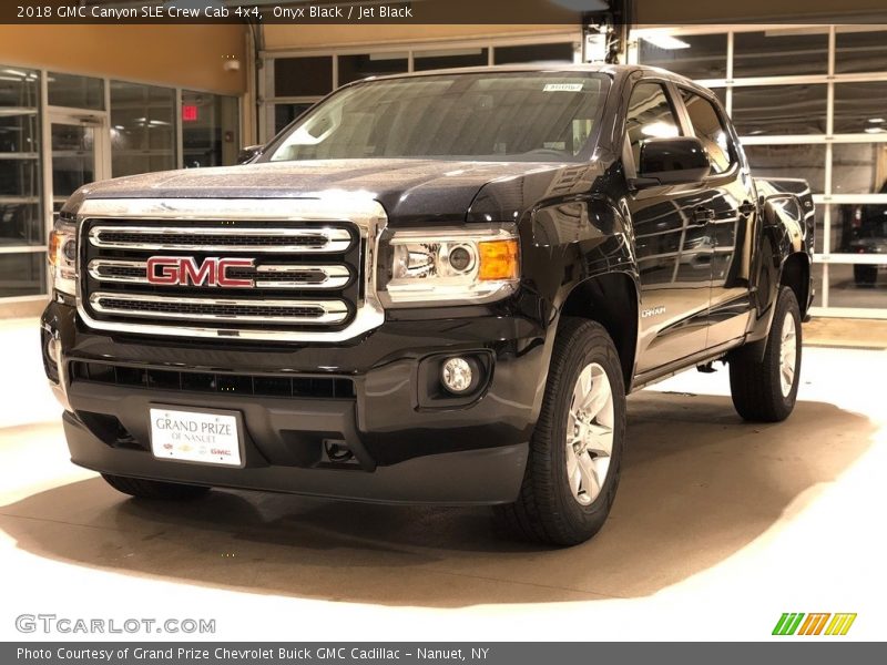Onyx Black / Jet Black 2018 GMC Canyon SLE Crew Cab 4x4