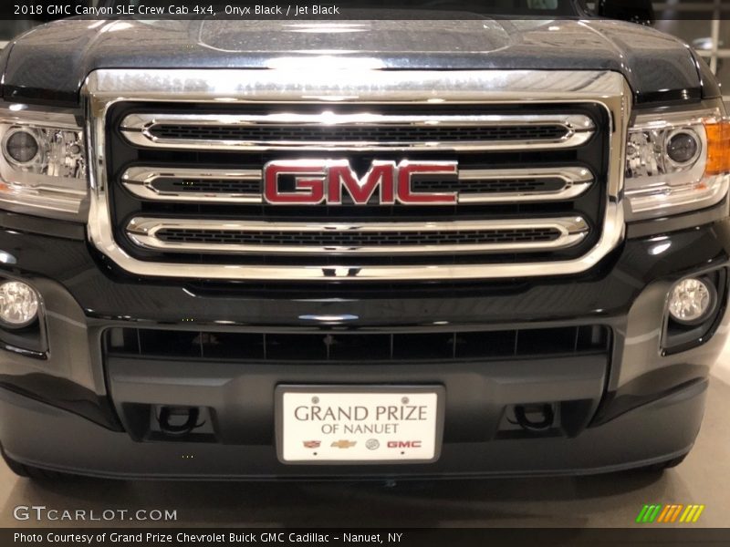 Onyx Black / Jet Black 2018 GMC Canyon SLE Crew Cab 4x4