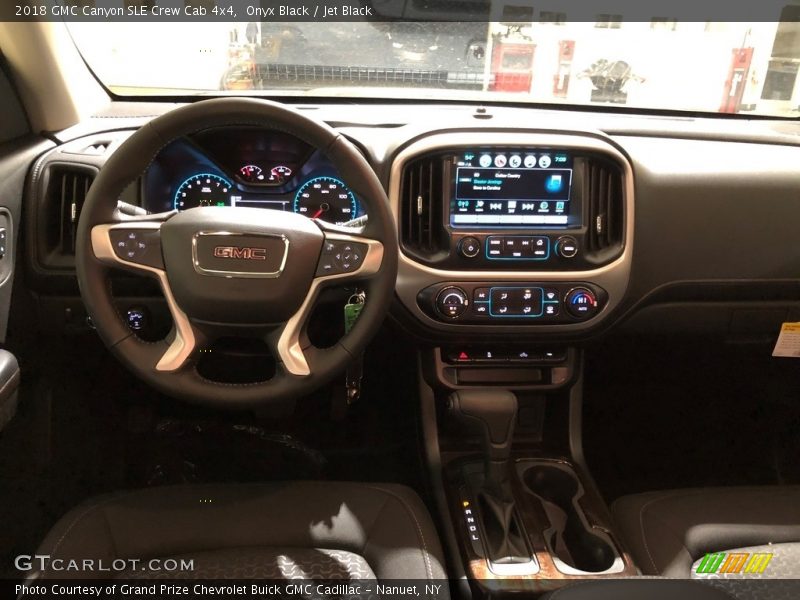 Onyx Black / Jet Black 2018 GMC Canyon SLE Crew Cab 4x4